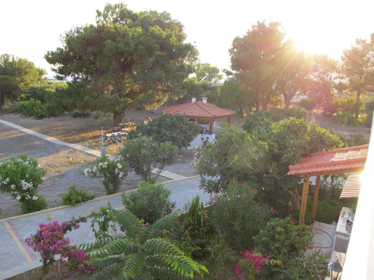 Pefki  Villa Eirini מראה חיצוני תמונה