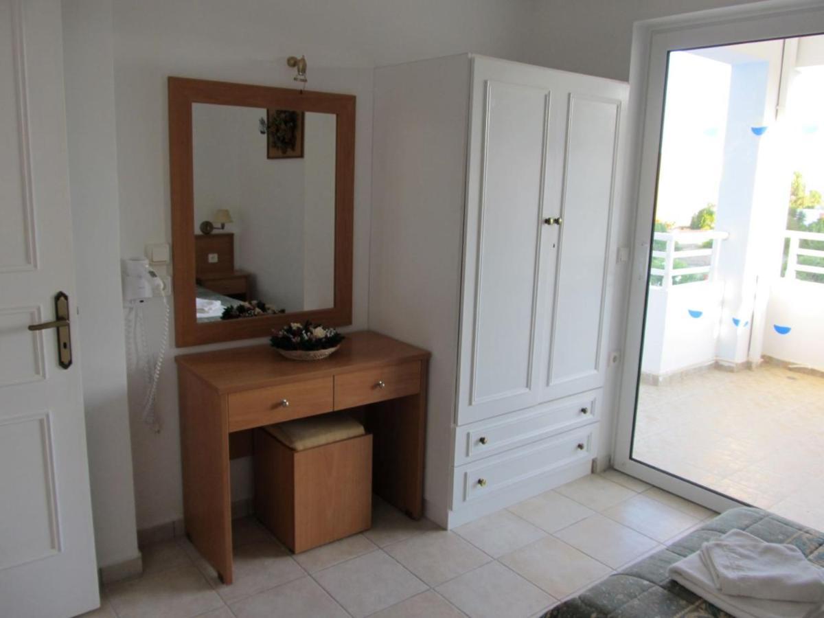 Pefki  Villa Eirini מראה חיצוני תמונה