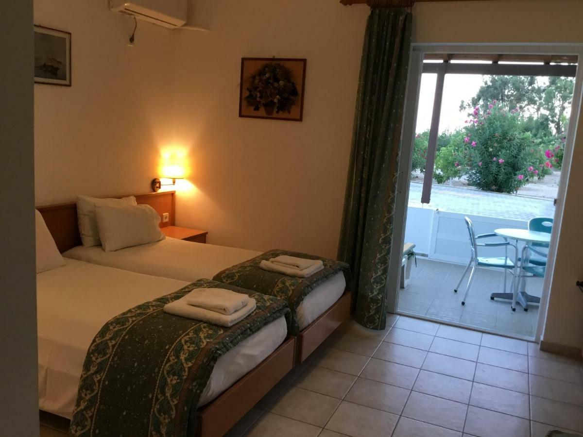 Pefki  Villa Eirini מראה חיצוני תמונה
